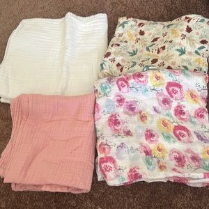 Baby receiving blanket set